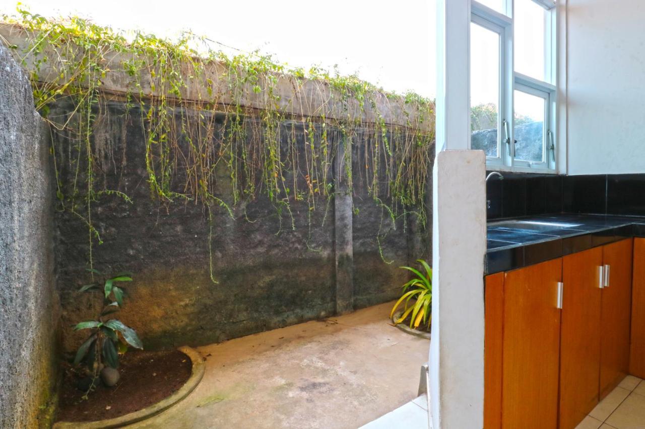 Lembayung Sari